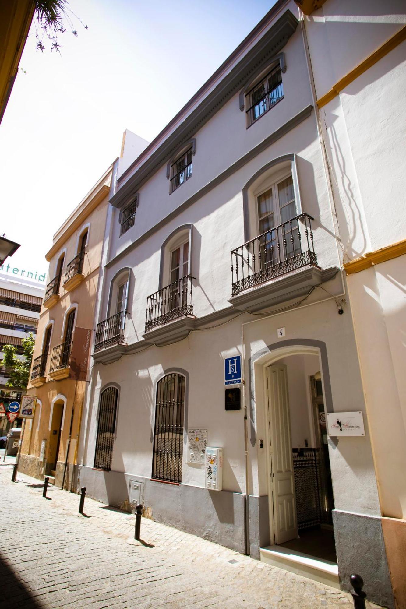 Hostal San Francisco Sevilla Bagian luar foto
