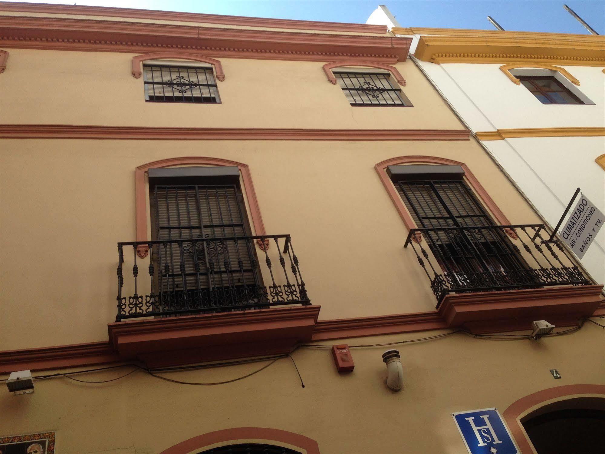 Hostal San Francisco Sevilla Bagian luar foto