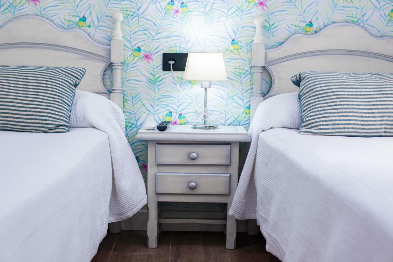 Hostal San Francisco Sevilla Bagian luar foto