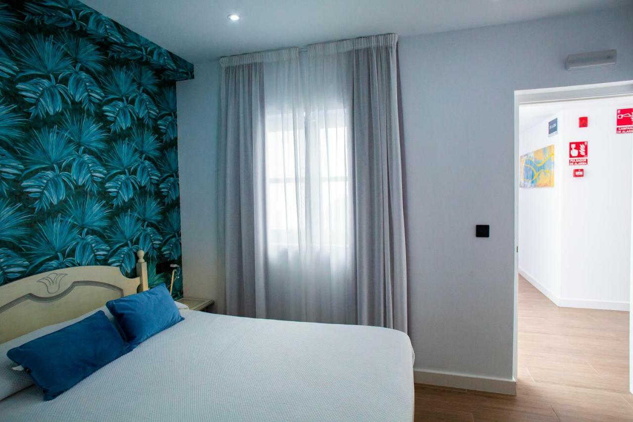 Hostal San Francisco Sevilla Bagian luar foto