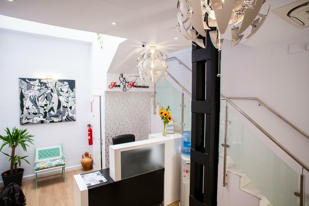 Hostal San Francisco Sevilla Bagian luar foto